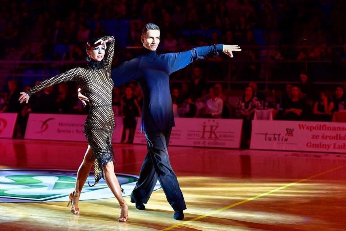 Ernest Jeleń z partnerką podczas turnieju tańca sportowego